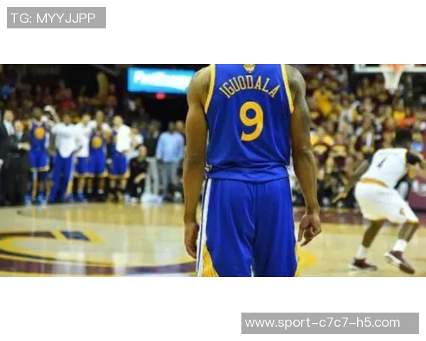 库里表达感激之情感受到教练和队友的全力支持与信任