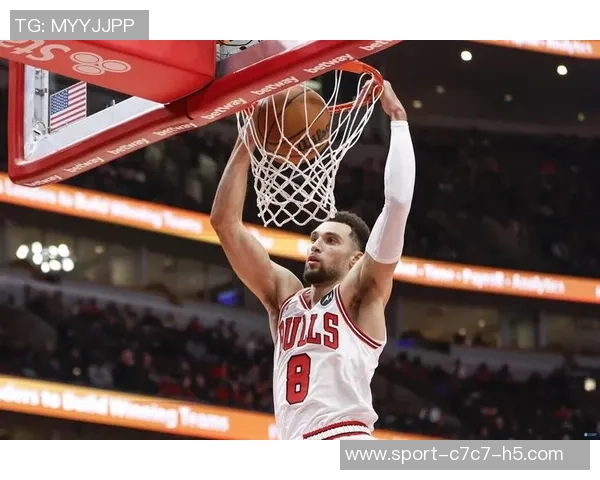 拉文荣膺12月7日NBA最佳球员展现超凡实力引发热议