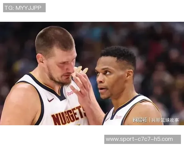 约基奇融合鲨鱼低位魔术师组织与KD投篮技艺逐步迈向历史伟大球员之路 约基奇融合鲨鱼低位魔术师组织与KD投篮技艺逐步迈向历史伟大球员之路